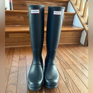 HUNTER original tall rain boots, EUC!